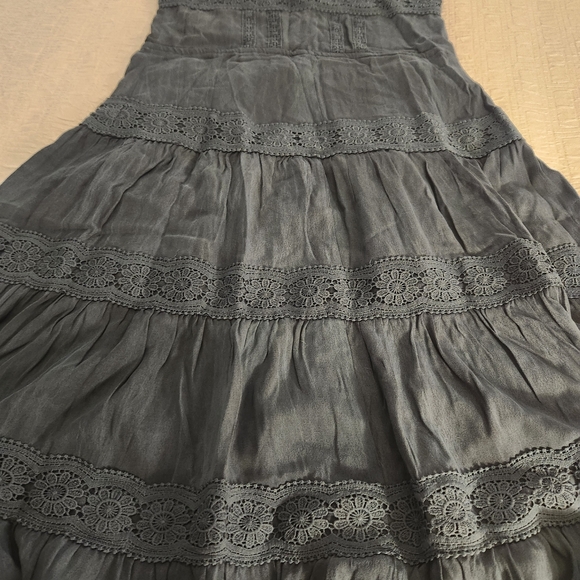 Lovestitch Quincy Midi Dress - Picture 4 of 7